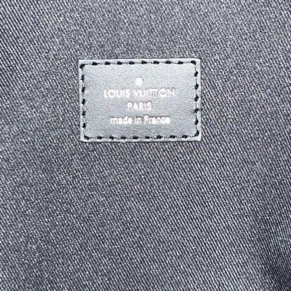 Men’s LV backpack sunrise monogram eclipse - Picture 3 of 4